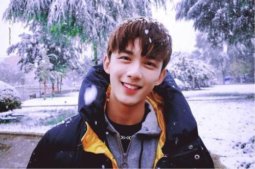 吴磊吃瓜视频最新消息,幕后真相大曝光！