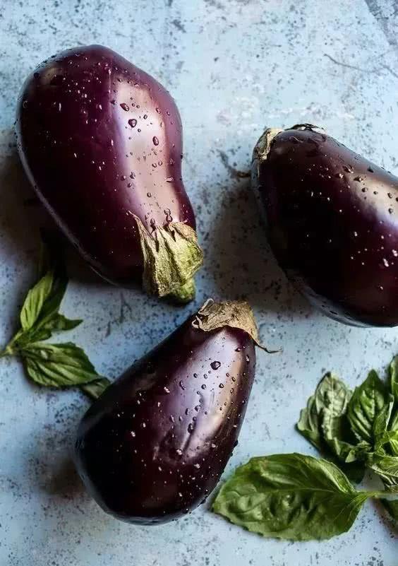 吃腌茄瓜的视频播放,视频播放教你轻松上手